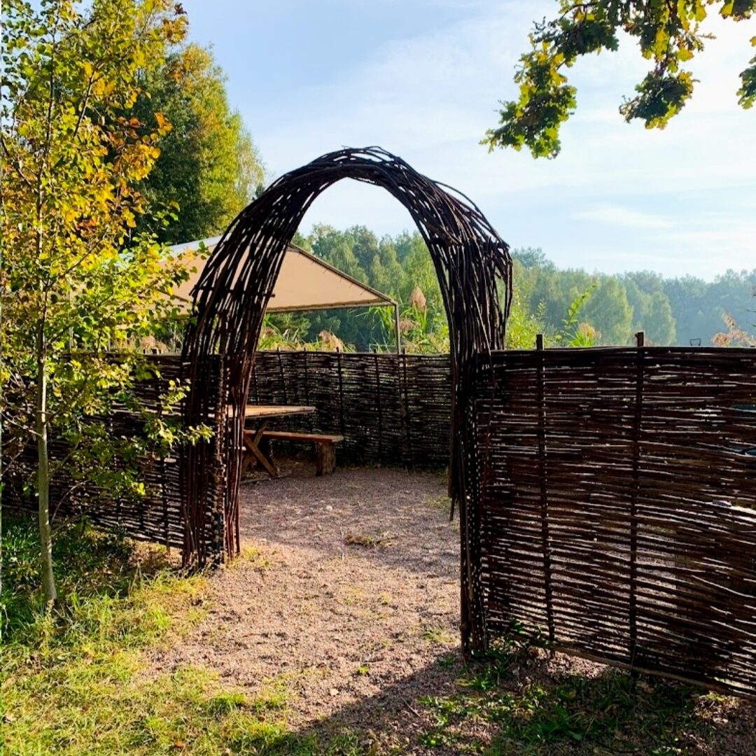 #32 Коттедж у озера на сутки Киевская область — фото 23