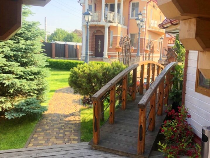 #427 Дом посуточно с бассейном Боярка — фото 10