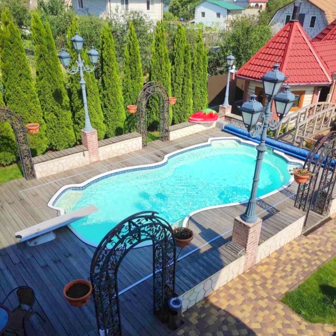 #427 Дом посуточно с бассейном Боярка — фото 1