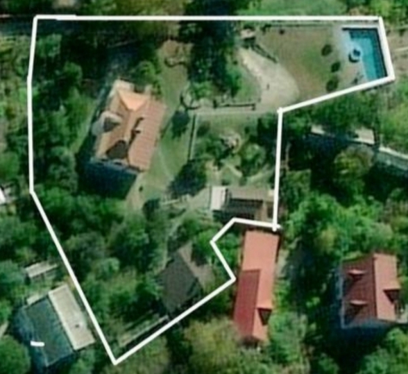 #68-1 Дома с бассейном посуточно за Козином — фото 1